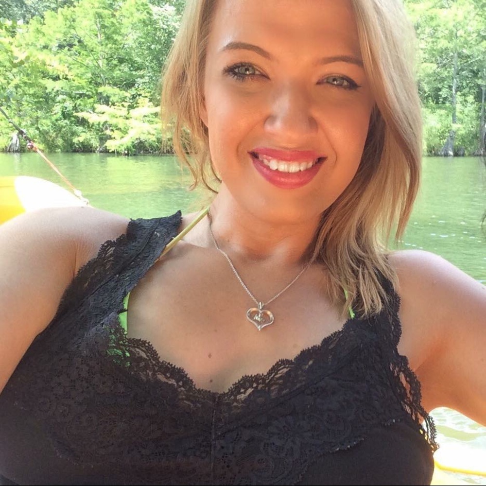 Meet your Posher, Tess